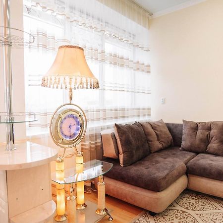 Апартаменты Люкс Рядом С Рекой Иртыш Pavlodar Luaran gambar